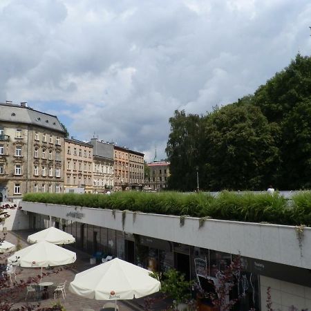 Ap Na Groblach Krasków Exterior foto